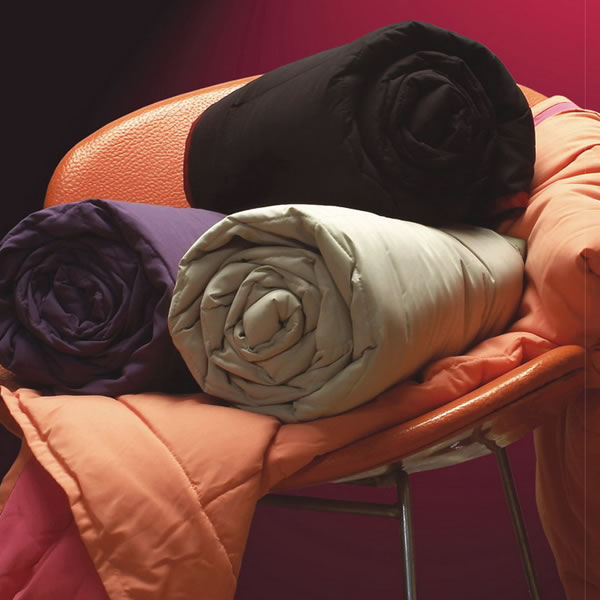 MicroDenier 100 Polyester Fiber Filled polyester pongee Blankets